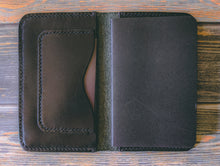Load image into Gallery viewer, Horween Black Dublin Field Notes Notebook and Cover