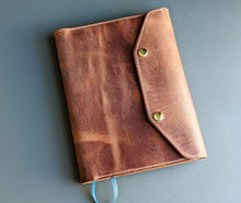Load image into Gallery viewer, Sedona Italian Leather A5 Leather notebook Cover