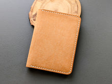 Load image into Gallery viewer, Signature Line: 4 Pocket Natural Italian Leather Vertical Wallet