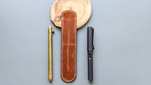 Load image into Gallery viewer, English Tan Leather Pen Slip