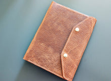Load image into Gallery viewer, Metta Catharina A5 Horse Leather notebook Cover