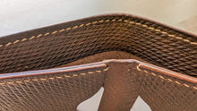 Load image into Gallery viewer, Metta Catharina Brown Horse Strip Leather Bifold Wallet #102