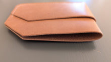 Load image into Gallery viewer, Horween Natural Dublin Leather Slim Wallet