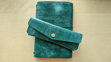 Load image into Gallery viewer, Handmade Emerald Green Leather A5 Trifold Travel Journal and Pen/Pencil Case Gift Set