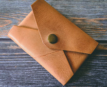 Load image into Gallery viewer, Natural Italian Leather Envelope Card Wallet
