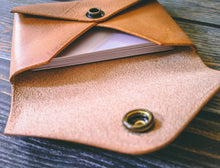 Load image into Gallery viewer, Natural Italian Leather Envelope Card Wallet
