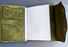 Load image into Gallery viewer, Olive Badalassi Carlo A5 Leather notebook Cover
