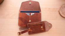 Load image into Gallery viewer, Hand Sewn and Handmade London Tan Leather Luggage Tag/ID
