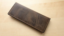 Load image into Gallery viewer, Crazyhorse Pull up leather Snap Wallet
