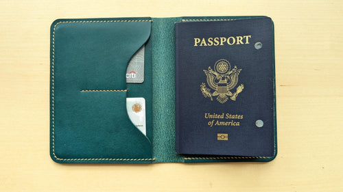 Handmade Ortensia Minerva Badalassi Carlo Italian Leather Passport Cover