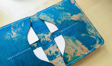 Load image into Gallery viewer, Rocado Turquoise Marbled Shell Travel Wallet #101
