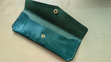 Load image into Gallery viewer, Handmade Emerald Green Leather A5 Trifold Travel Journal and Pen/Pencil Case Gift Set
