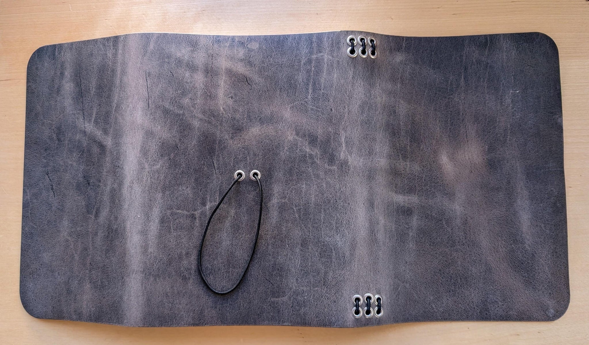 Handmade Vintage Gray Leather Travel Notebooks: A5 Trifold/Bifold