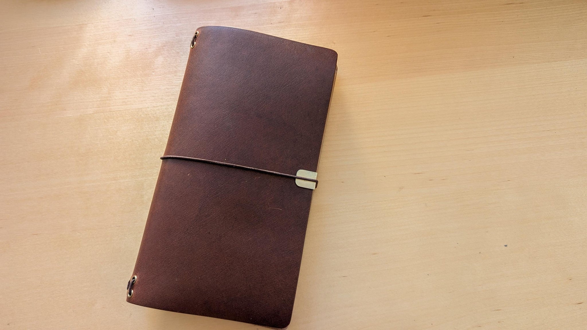 Dark Brown Horween Cypress Midori/Traveler's size and Passport